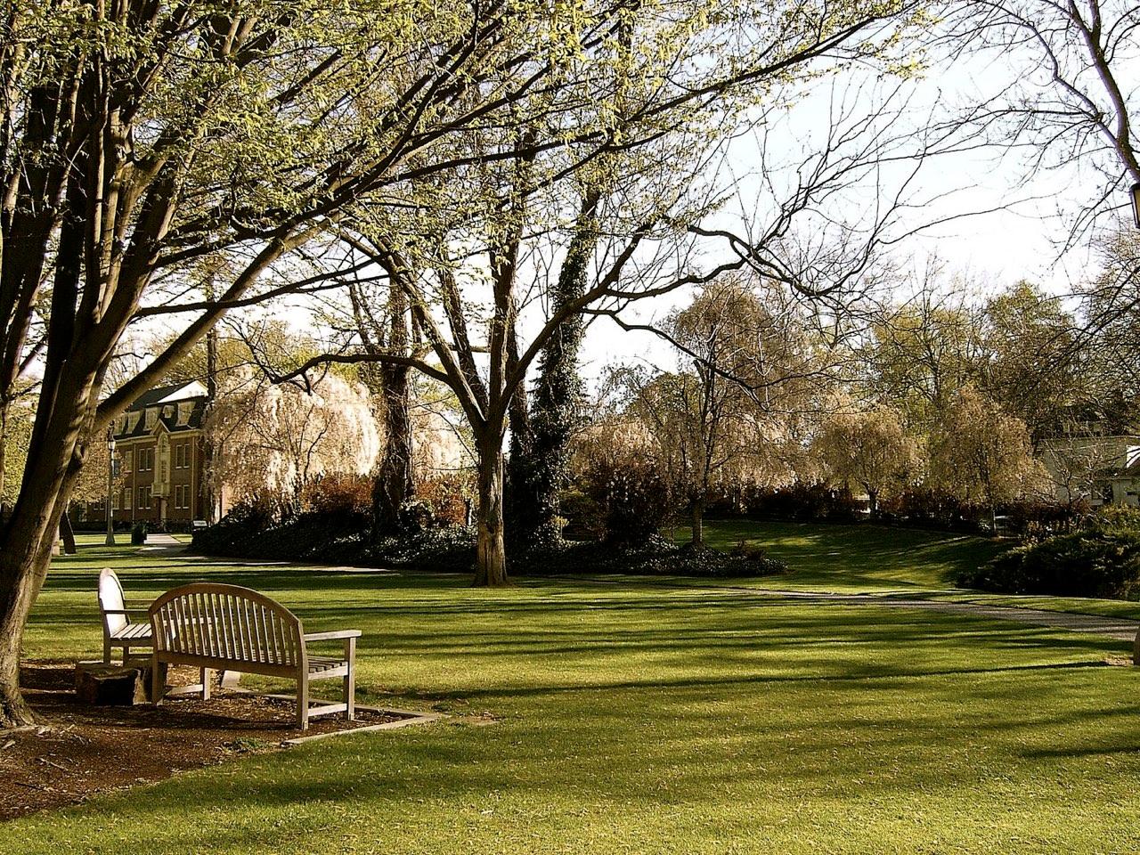 Whitman College lawn and campus buildings in Walla Walla